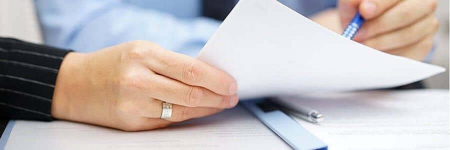 Wie kann ich Prozess­kostenhilfe bei Scheidung beantragen?